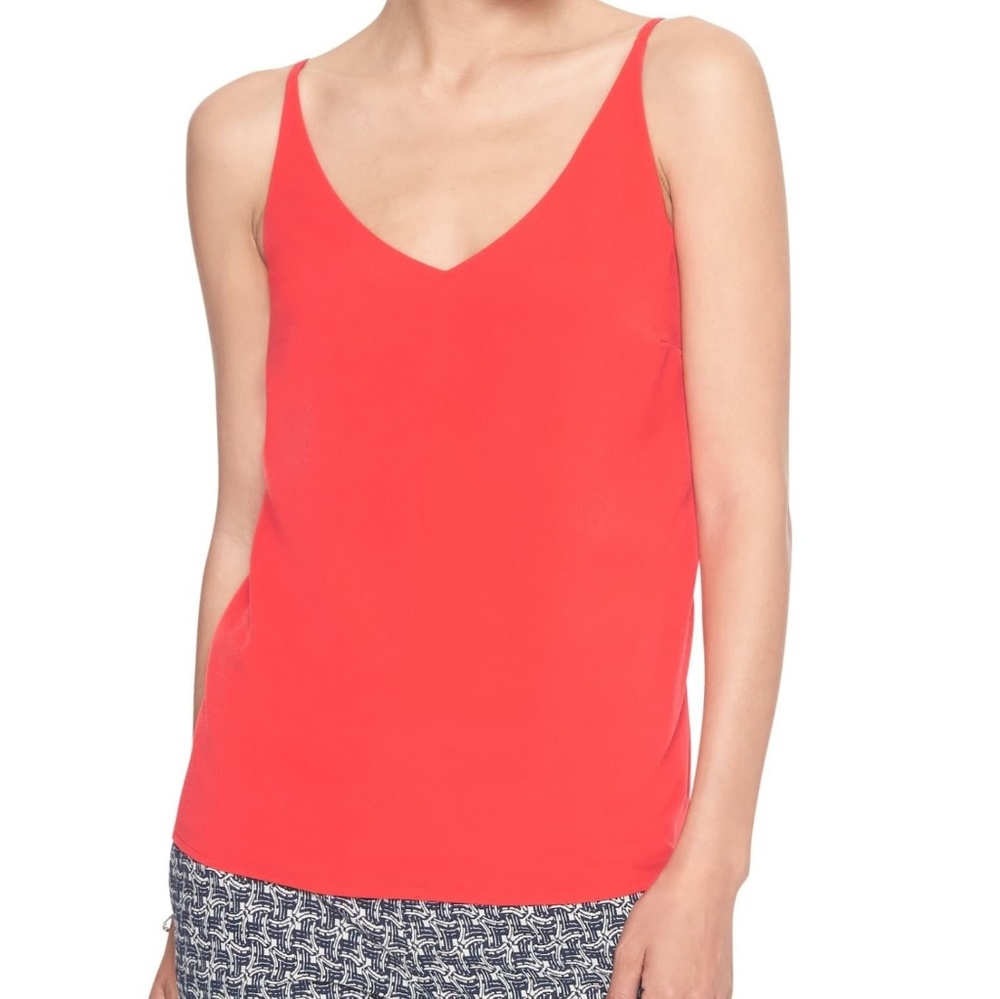 RED V NECK CAMI